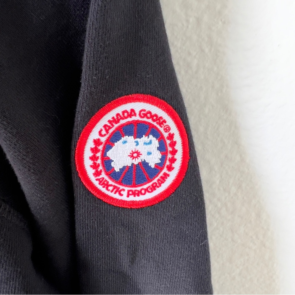 NWT Canada Goose Muskoka Crewneck Sweatshirt in Black - Picture 6 of 11